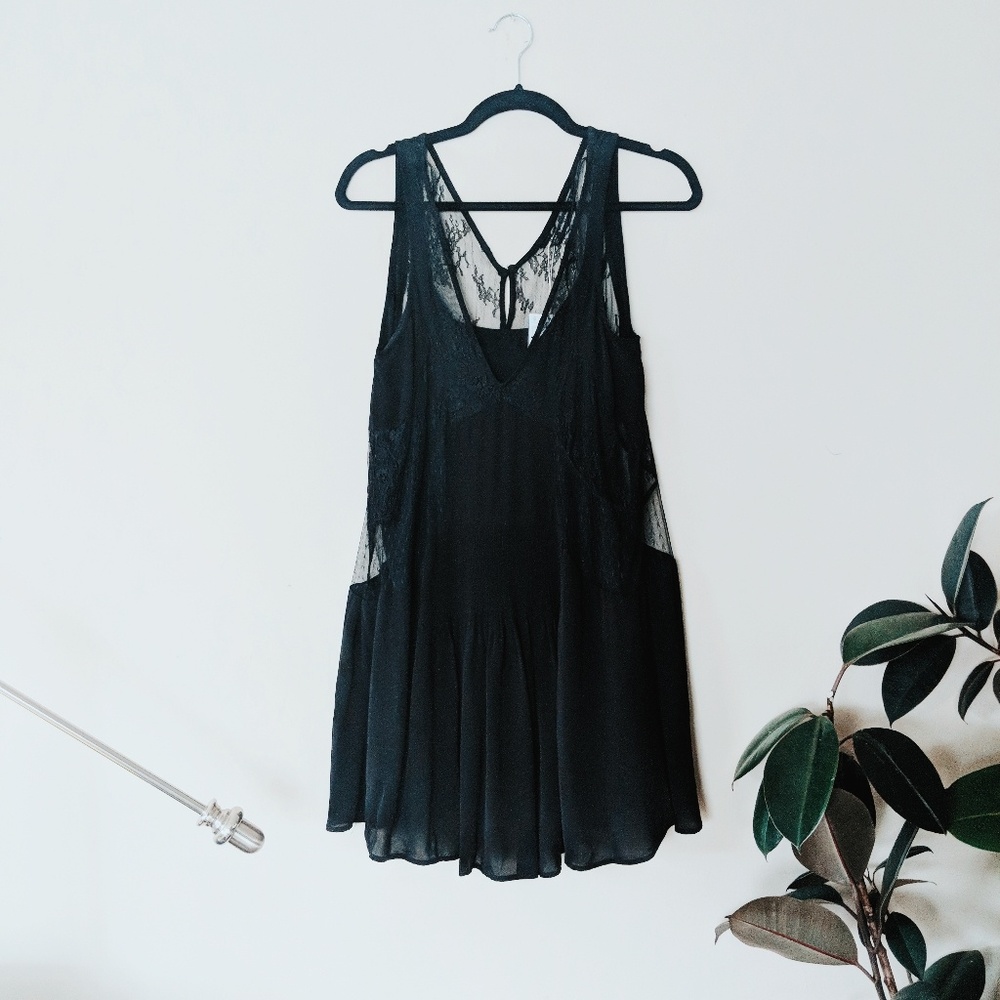 Slinky Tumblr-Era Zara Black Lace Slip Camisole Mini Dress Size S — NWT